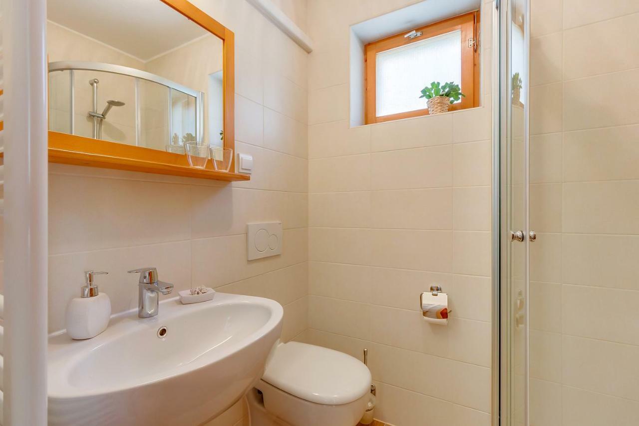 Apartman Pia Mali Lošinj Εξωτερικό φωτογραφία